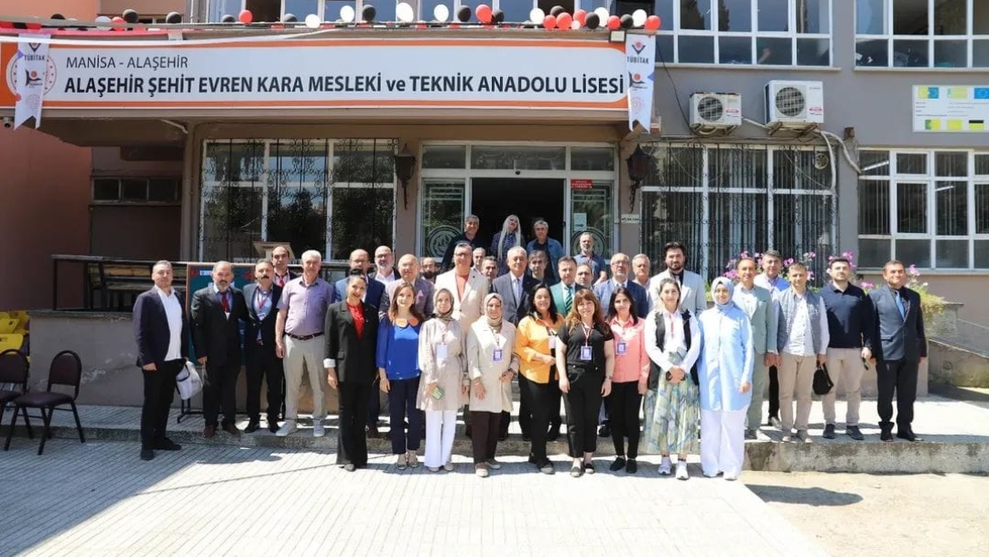 Alaşehirde Okullar Tatil mi?